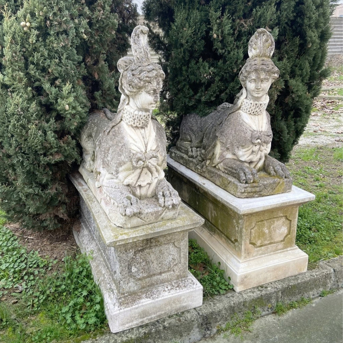Early 20th Century Pair of Sphinx on Base