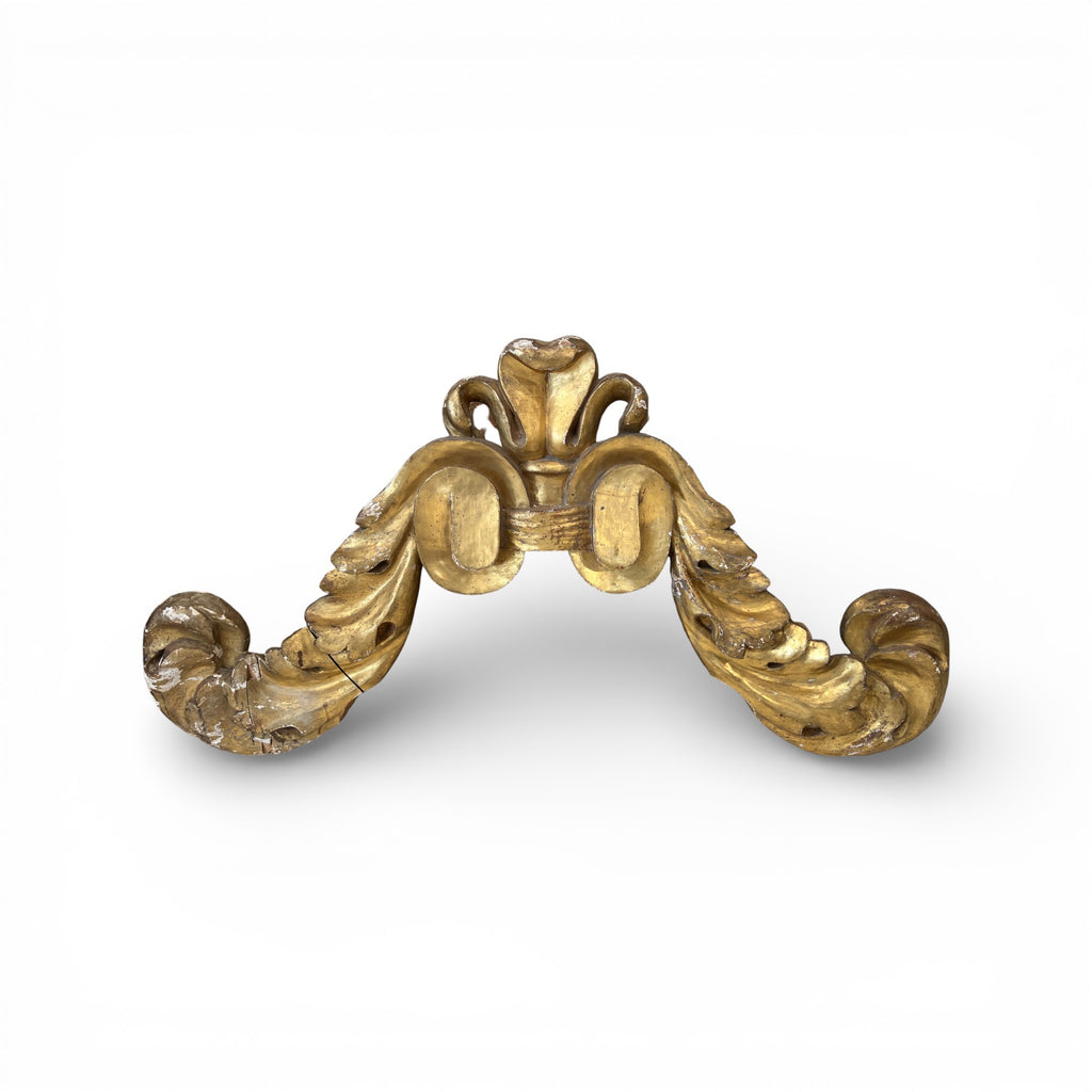 18th Century Antique Italian Giltwood Fragment