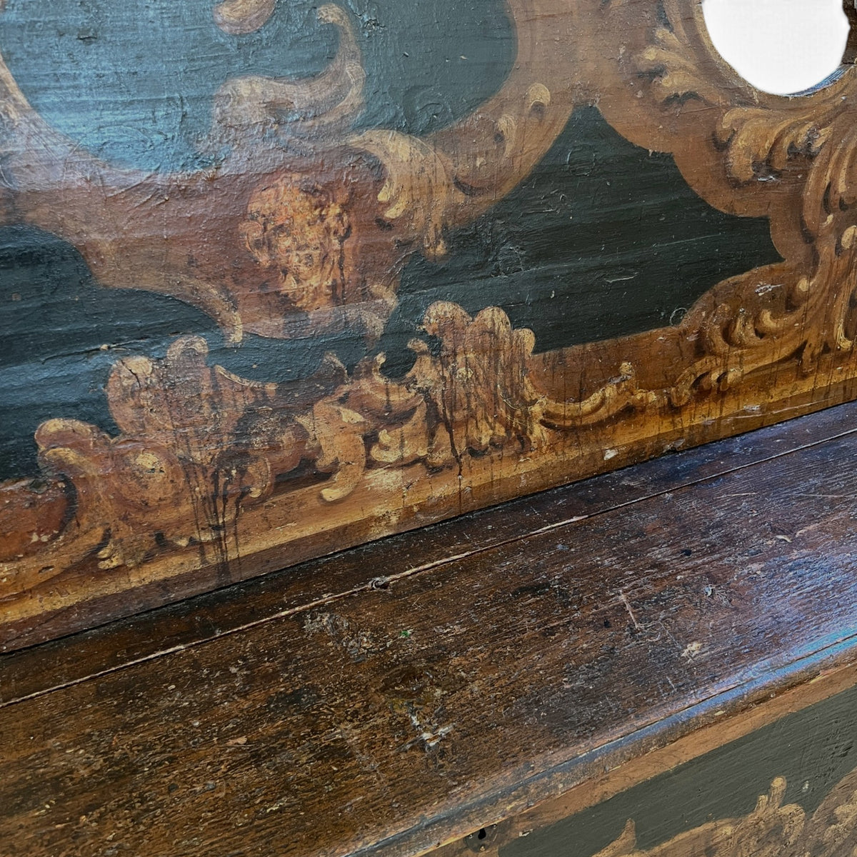 18th Century Italian Cassapanca Bench with Storage Under Seat