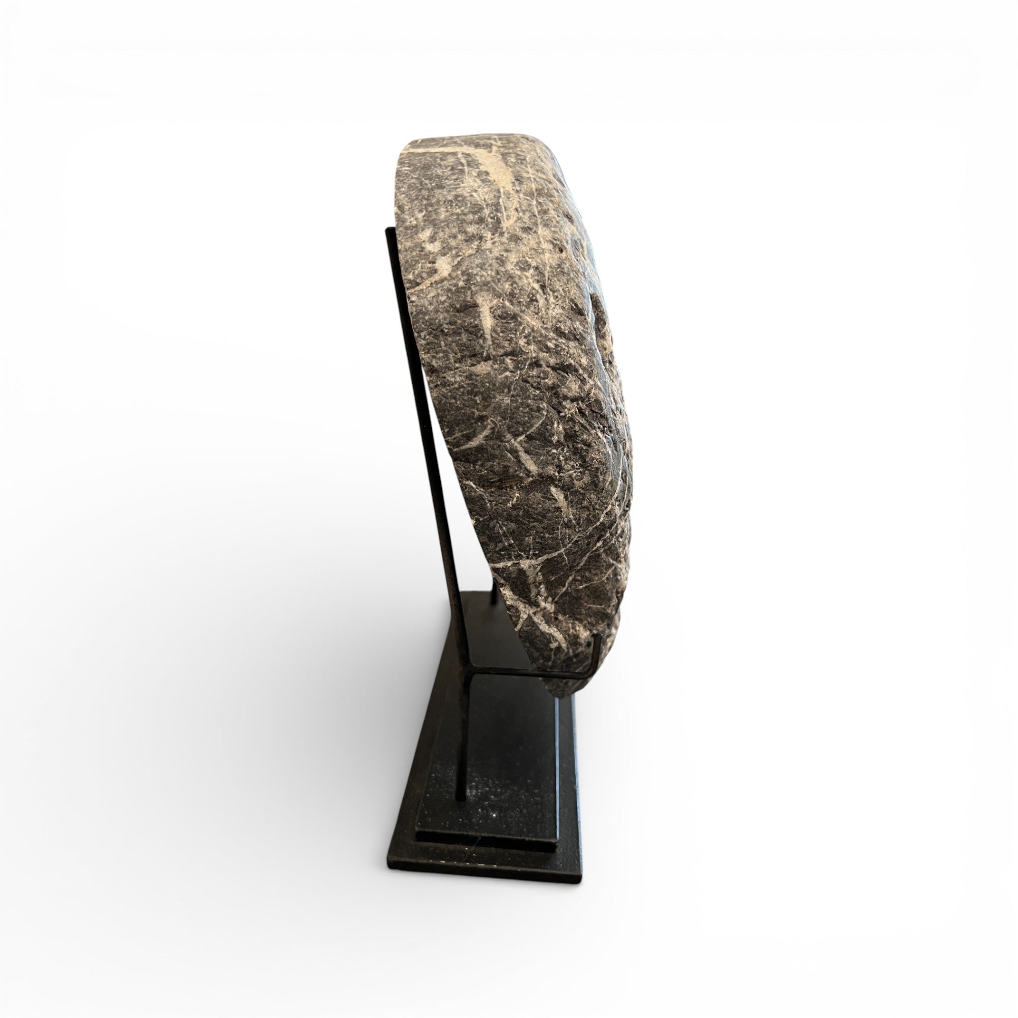 Marble Disc with Iron Base (Black)