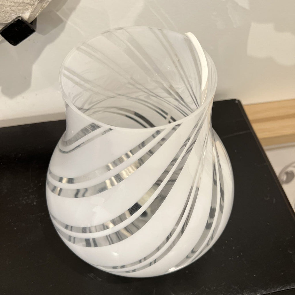 Vintage Italian White Murano Table Lamp - Medium