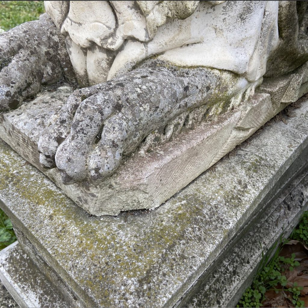 Early 20th Century Pair of Sphinx on Base