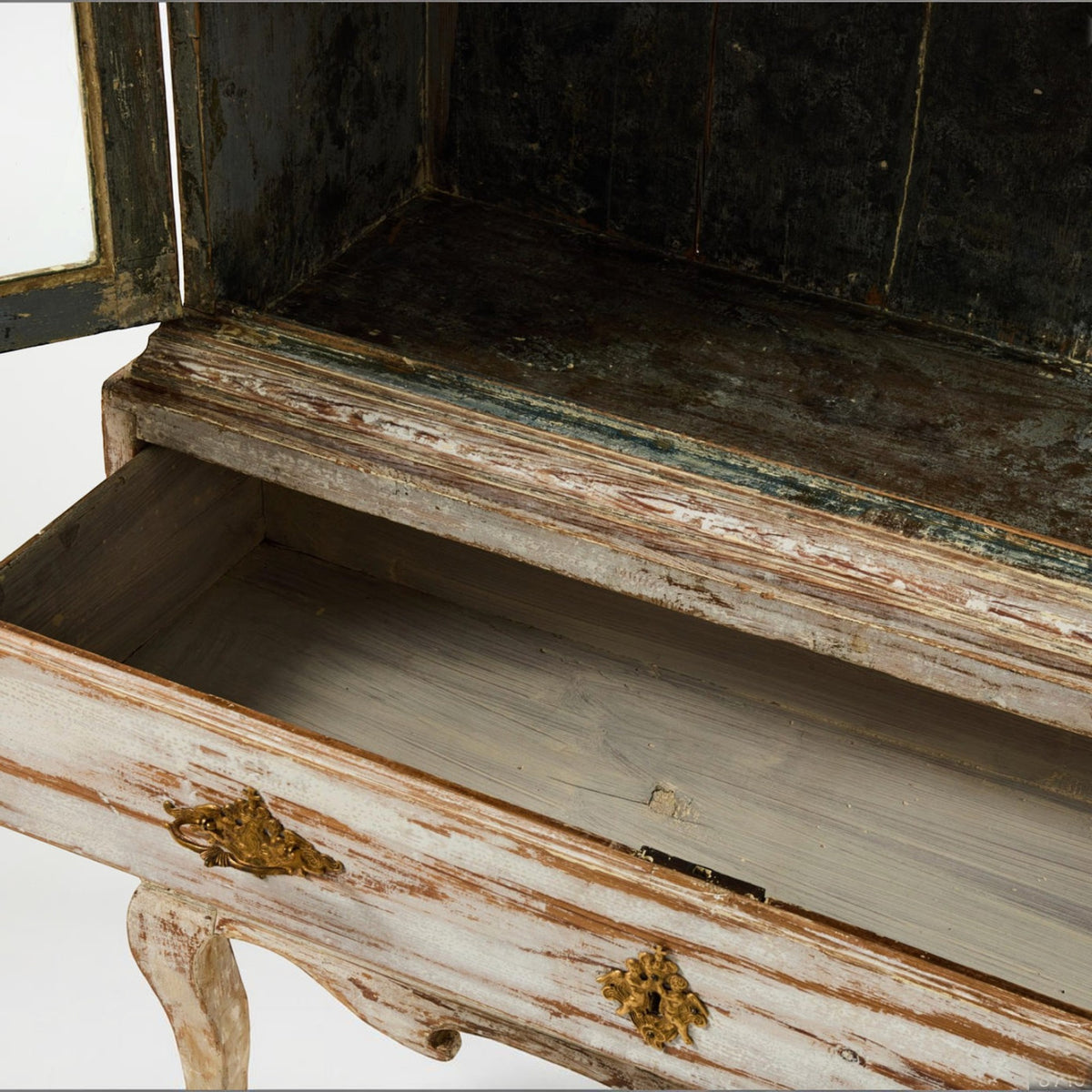 18th Century Swedish Rococo Cabinet with Glass in Doors from Stockholm