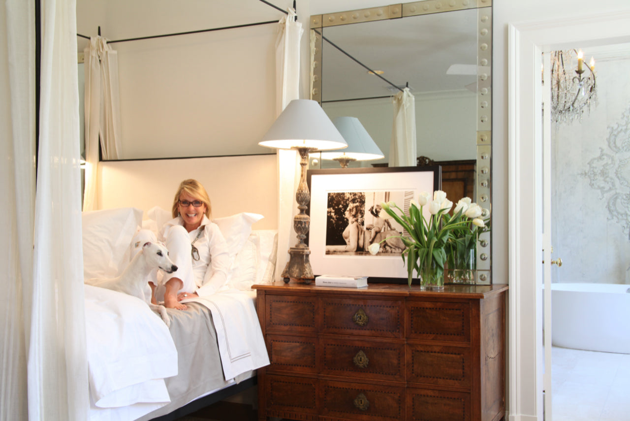 Maison Louis XVI Upholstered Canopy Bed
