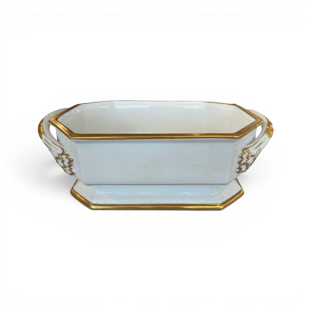 Tara Shaw 19th century European porcelain jardiniere with white finish and elegant gold gilt detailing