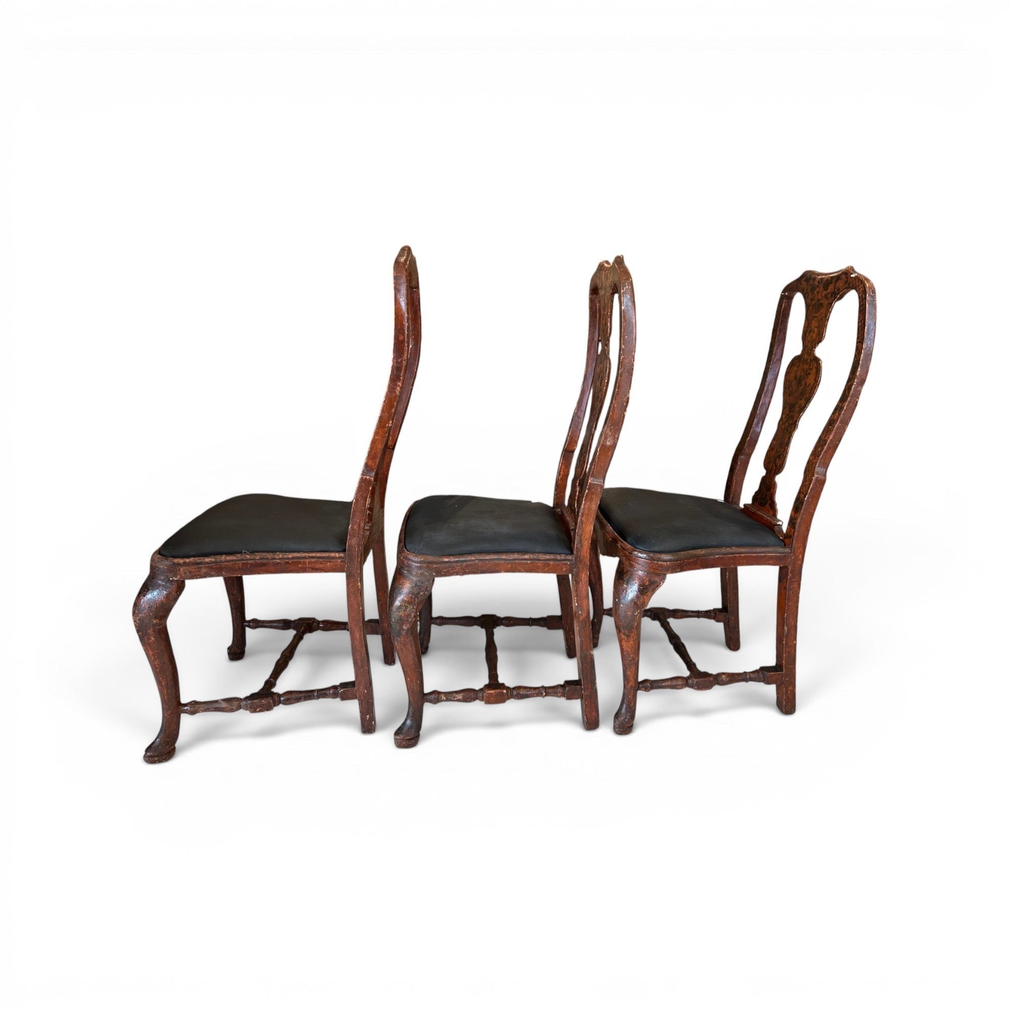 Tara Shaw set of three 18th-century Rococo dining chairs from Lucca with carved frames and distressed painted finish