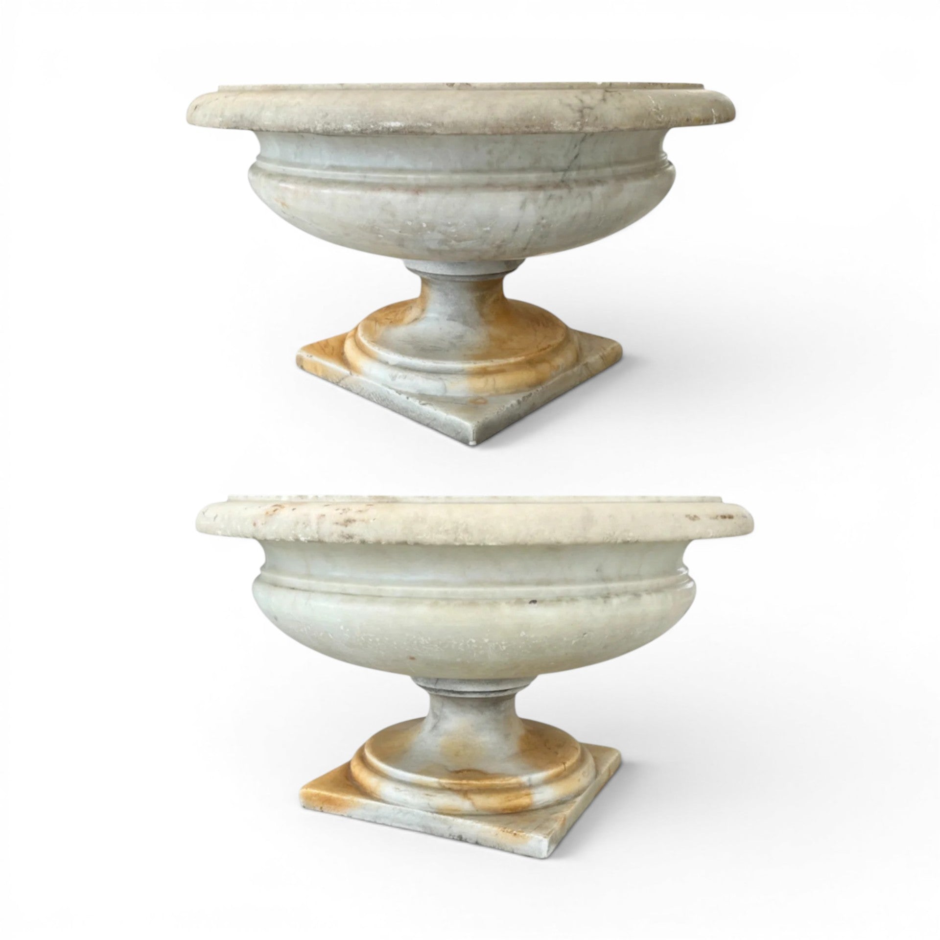 Pair of Tuscan 17th Century Marble Jardinieres